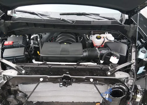 2025 Chevrolet Silverado 1500 4Wd Standard Bed Lt z USA, uszkodzony, nr VIN 1GCUKDED8SZ242984